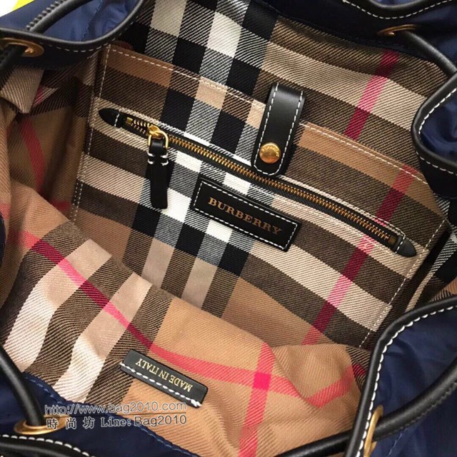 Burberry專櫃新款雙肩包 巴寶莉大號緝明線軍旅背包  db1142